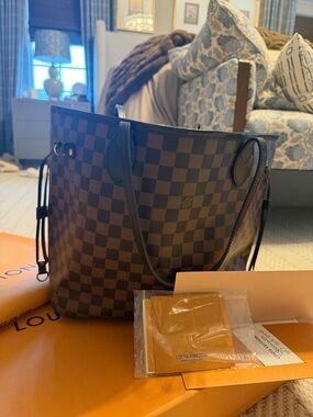 Louis Vuitton Damier Ebene NEVERFULL GM Tote Brown Check receipts and box/ bag